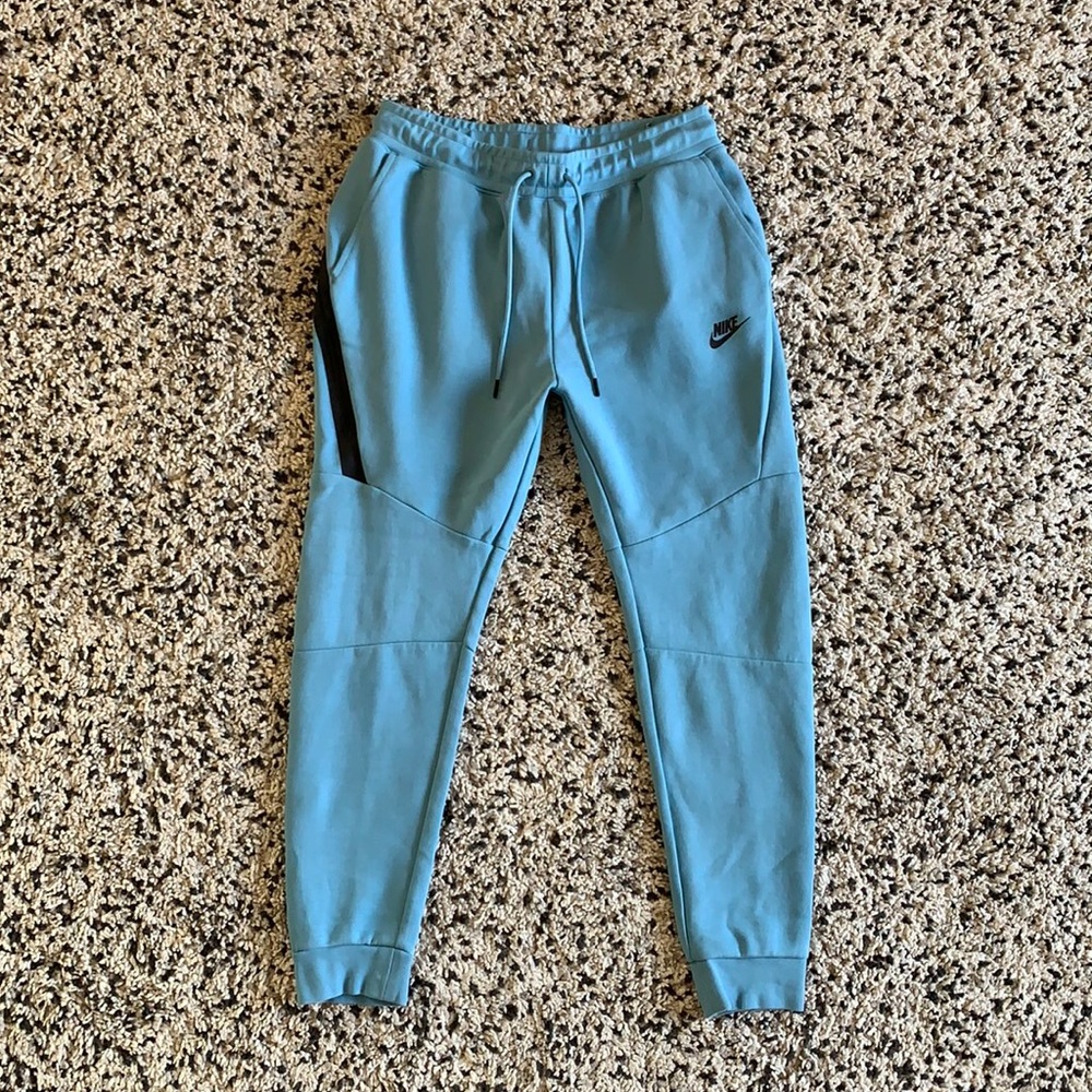 Nike Sportswear Tech Fleece Men’s Skinny Fit Joggers Light Blue Size Medium